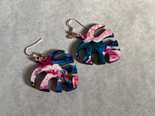 Load image into Gallery viewer, Tropical Leaf Cut earrings