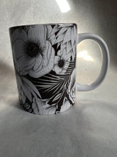 Load image into Gallery viewer, Black and White ceramic Mug